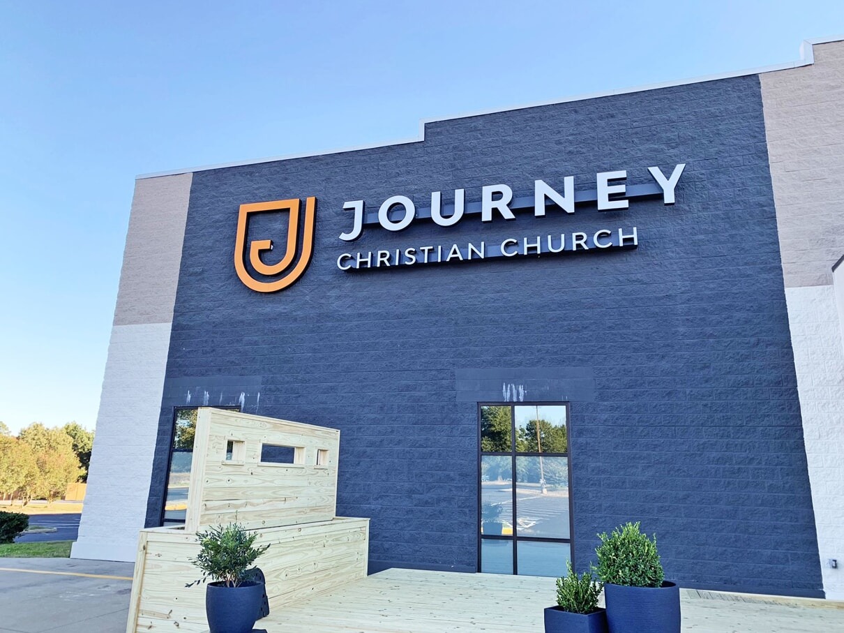 Recyclable signage options| Environmentally friendly signage| Biodegradable signage materials