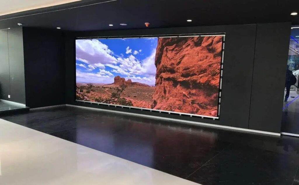 LED scrolling signs Dubai | Programmable LED signs Dubai | LED moving message signs Dubai