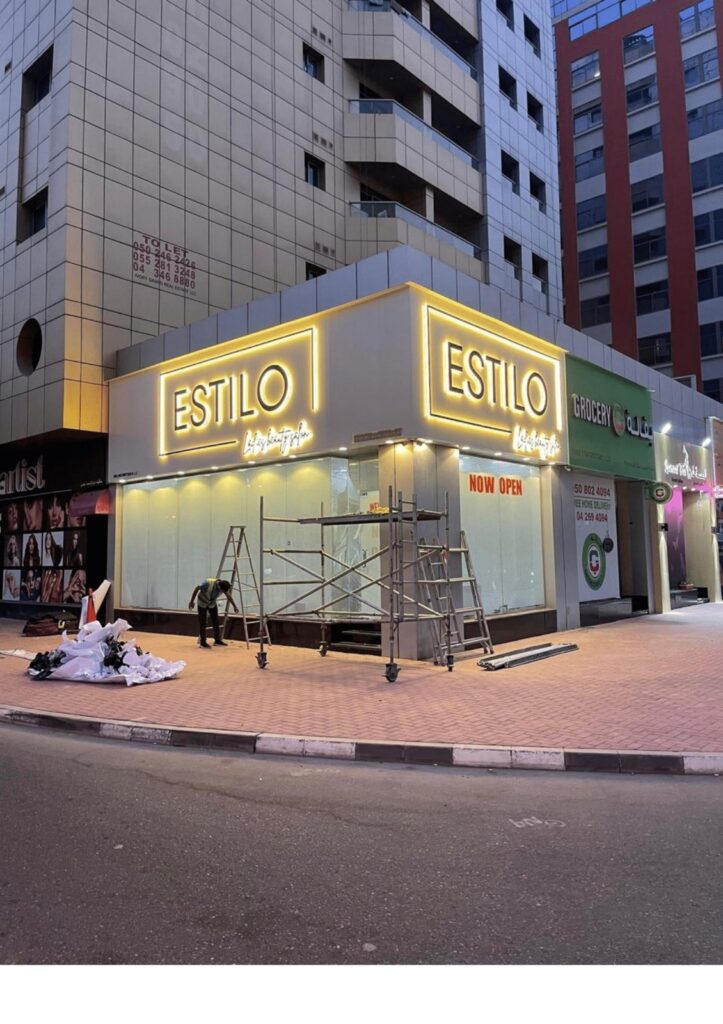 3D acrylic letters  | Custom acrylic signage Dubain  | 3D letter signs for business Dubai 
